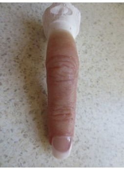 Эстетический протез палец